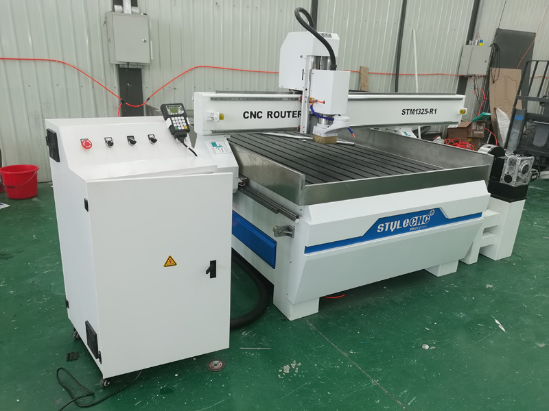 STM1325-R1 帶水箱和 T 型槽工作臺(tái)的數(shù)控雕刻機(jī)車床 STM1325-R1 帶水箱和 T 型槽工作臺(tái)的數(shù)控雕刻機(jī)車床