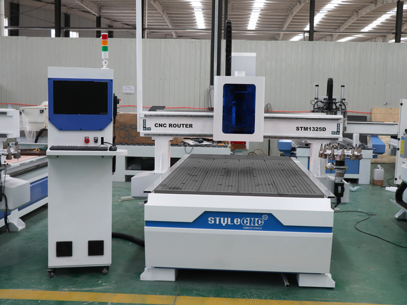 STM1325D 木工數(shù)控雕刻機(jī) STM1325D 木工數(shù)控雕刻機(jī)
